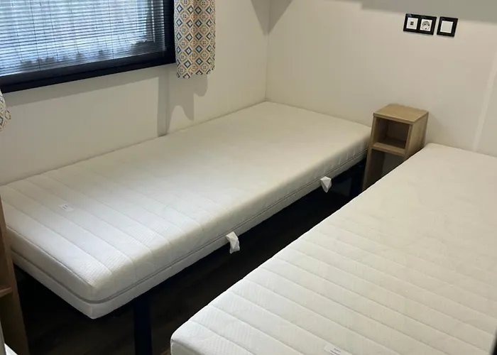Camping Mobilhome 592 *